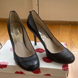 MICHAEL Michael Kors Black Leather Stiletto Pumps